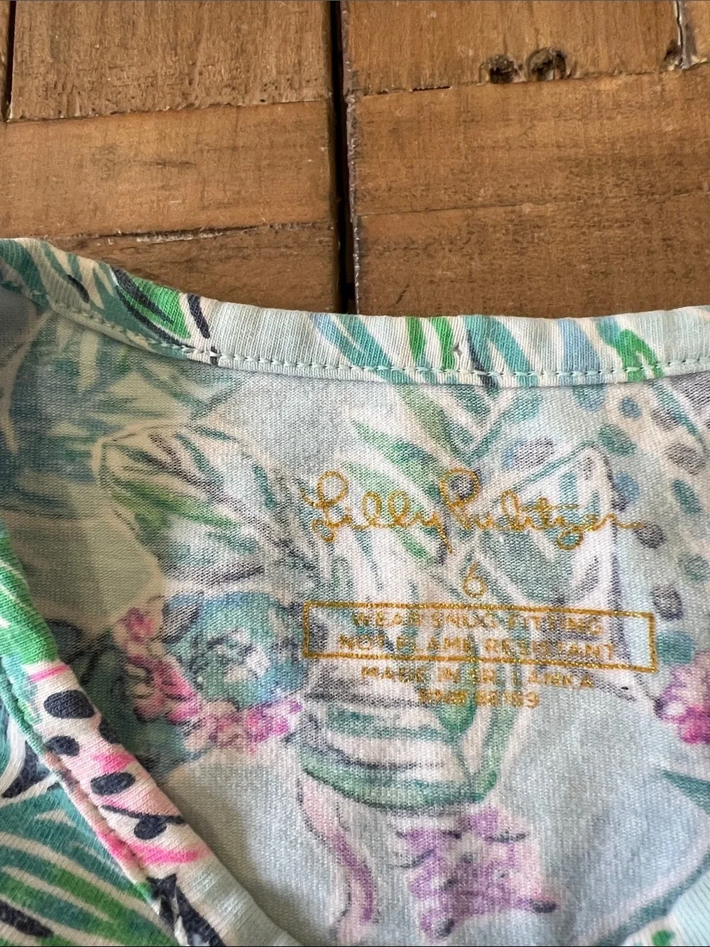 Lilly Pulitzer barking up the palm tree Sammy pajamas girls 6 dogs colorful